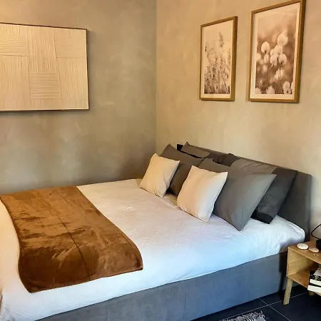 Apartman Nuovo Bilocale Con Balcone Panoramico E Posto Auto Aosta