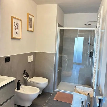 Nuovo Bilocale Con Balcone Panoramico E Posto Auto 아파트 *