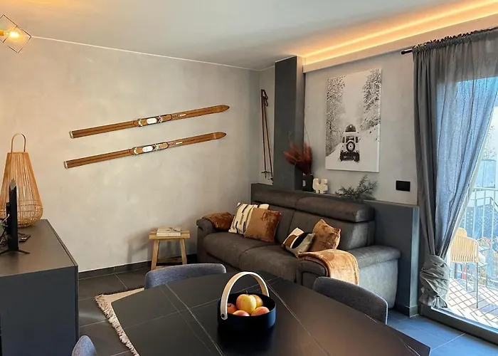 Nuovo bilocale con balcone panoramico e posto auto Appartamento *