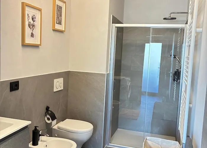 Nuovo Bilocale Con Balcone Panoramico E Posto Auto Apartman *