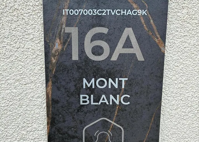 Nuovo Bilocale Con Balcone Panoramico E Posto Auto *